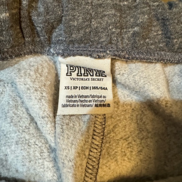 PINK VS Gray Sweatpants With Cheetah Branding and Zipper Pockets - Picture 2 of 9